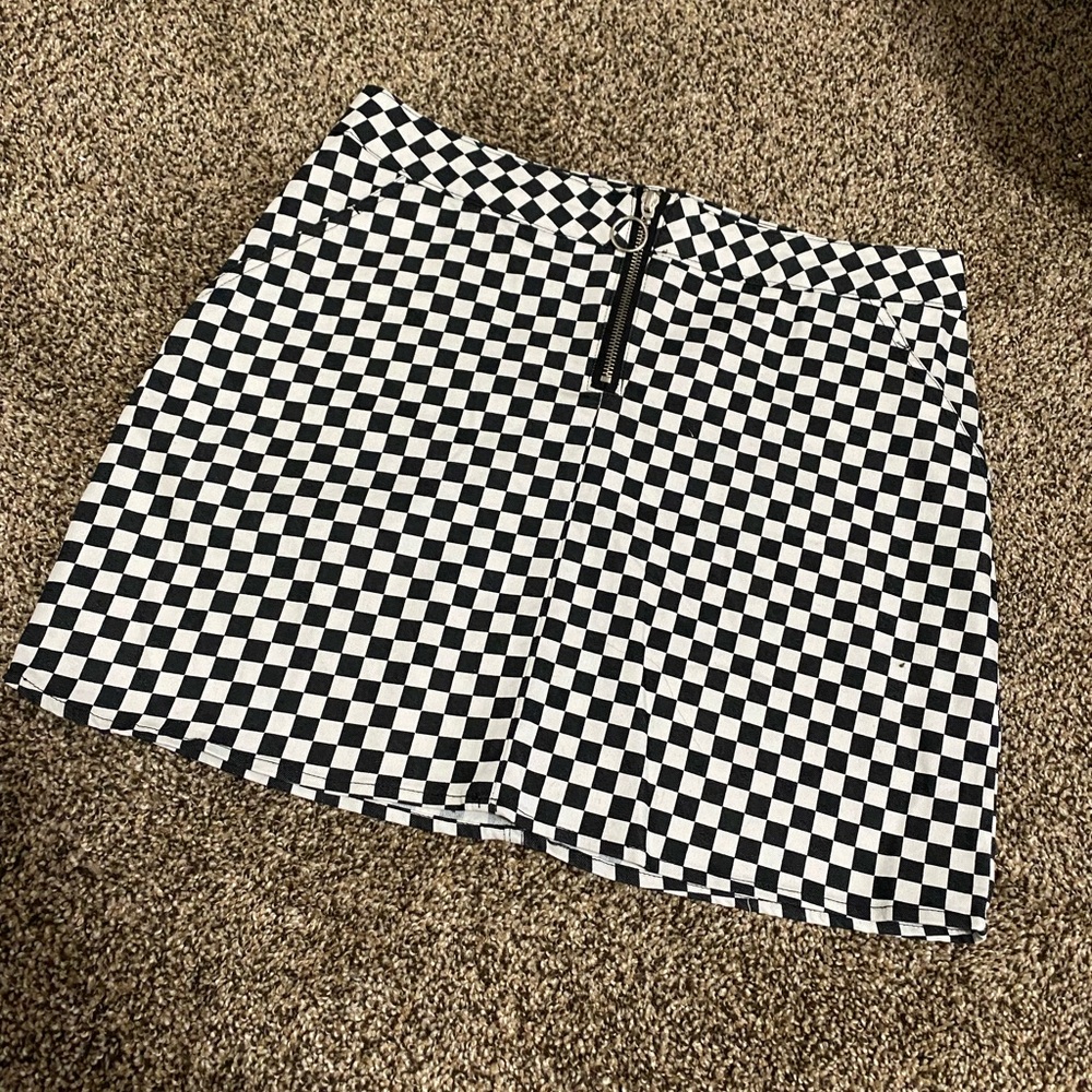 Checkered print skirt